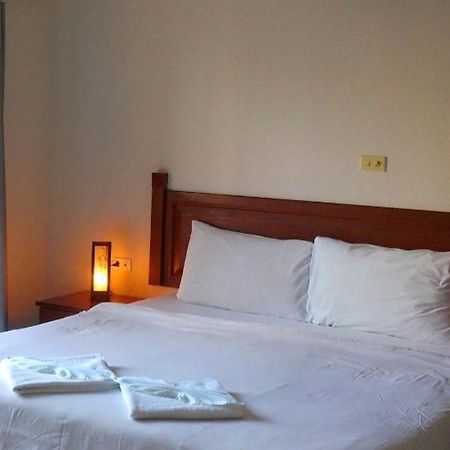 Sawasdee Mansion Hotel Patong Buitenkant foto