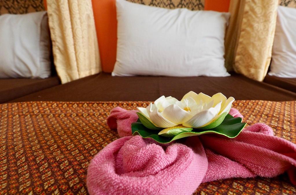 Sawasdee Mansion Hotel Patong Buitenkant foto