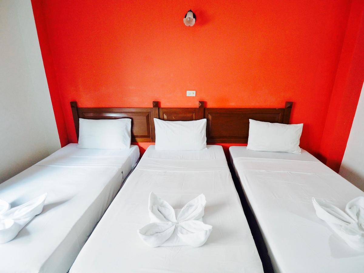 Sawasdee Mansion Hotel Patong Buitenkant foto