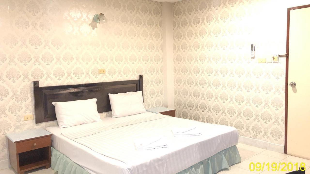 Sawasdee Mansion Hotel Patong Buitenkant foto